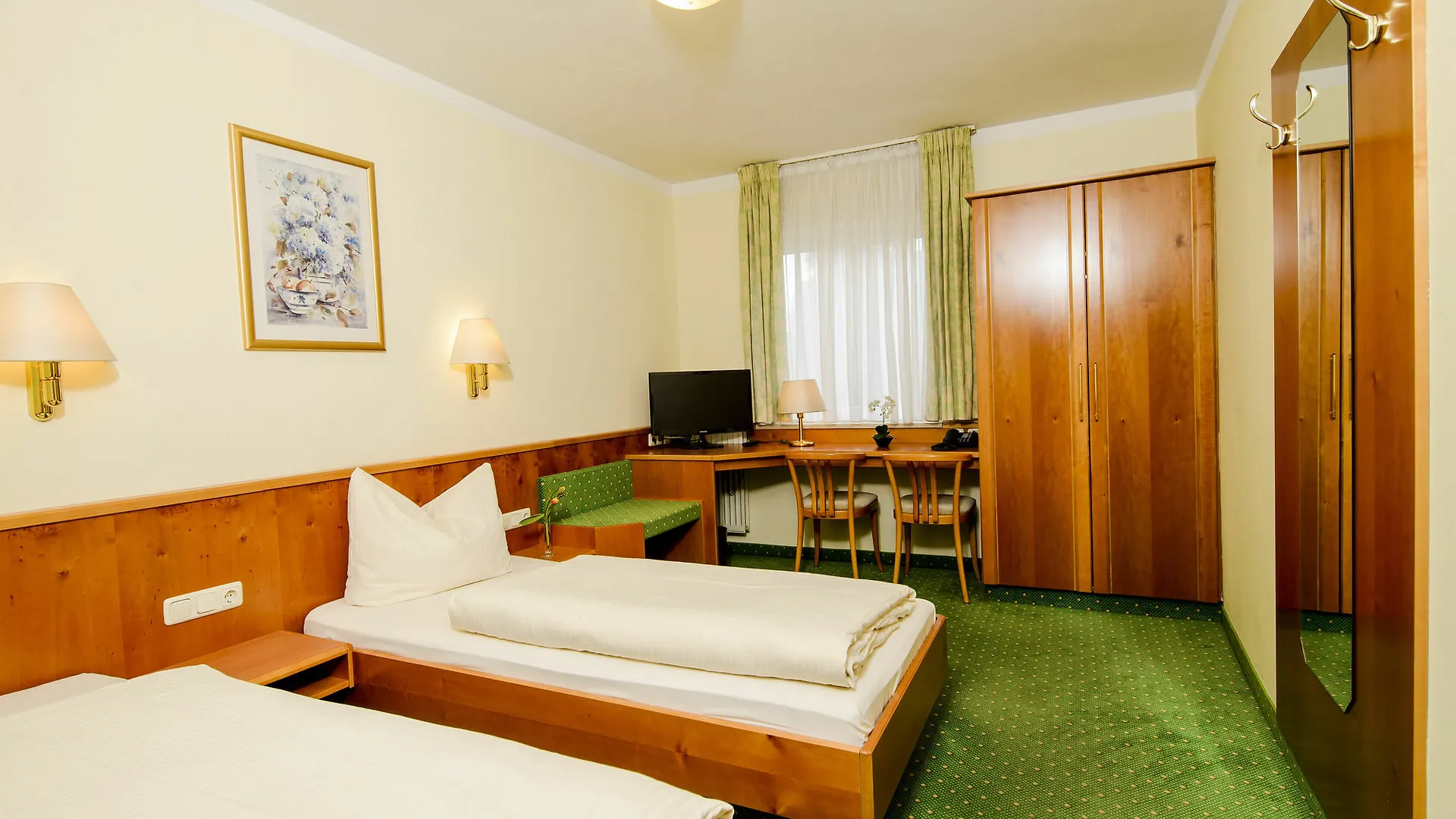 Hotel Saentis Munich 3*,  Germany