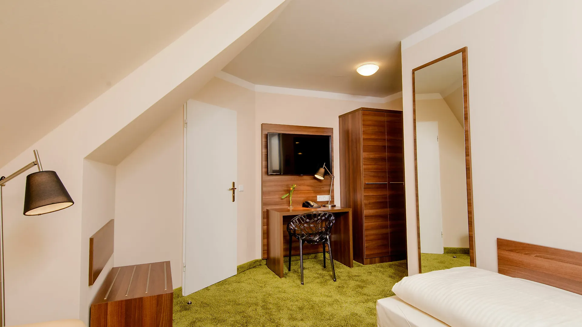Hotel Saentis München 3*,  Duitsland
